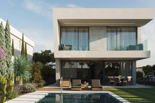 Éco-efficaces Projet de villa avec piscine privée et jardin près de Puerto Banús