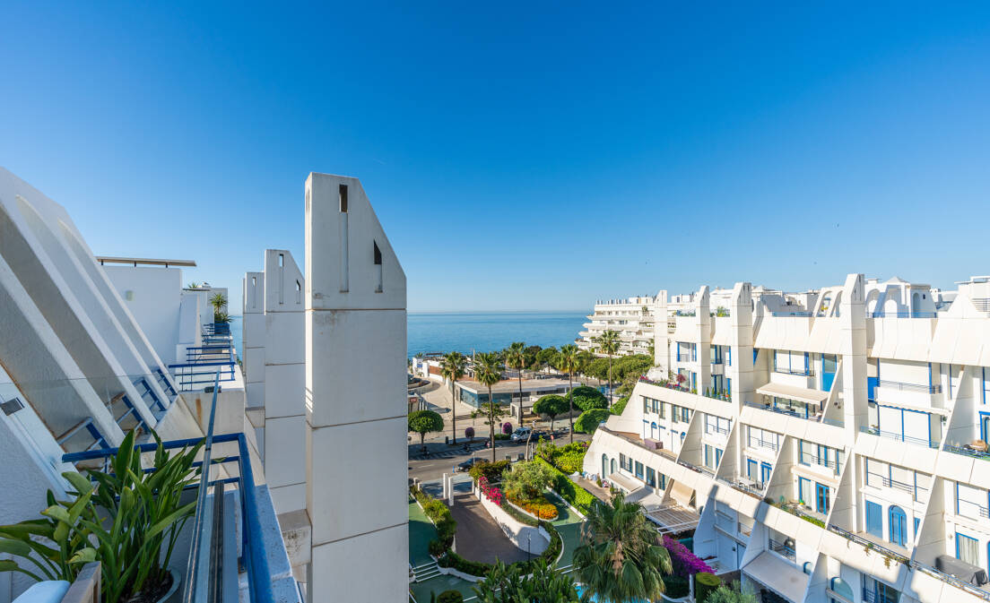 Penthouse mit Meerblick nur wenige Schritte vom Strand entfernt