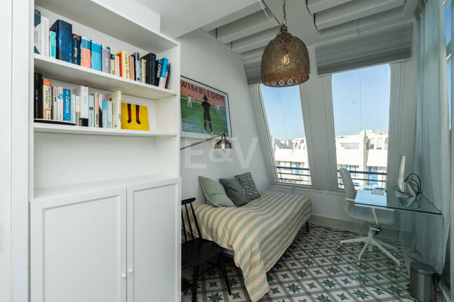 Penthouse with Sea Views Steps From the Beach