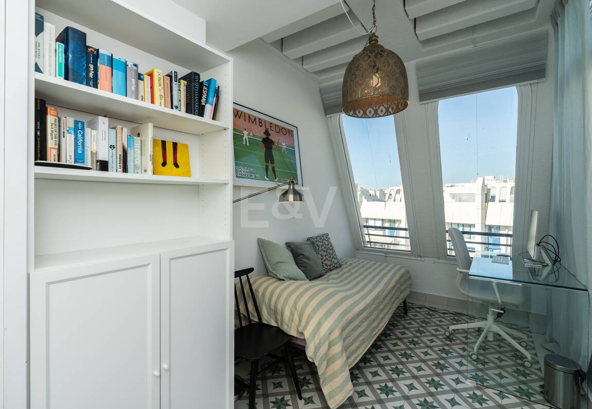 Penthouse with Sea Views Steps From the Beach