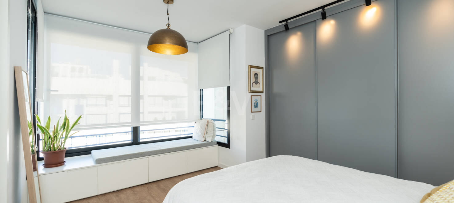 Penthouse med havet Visningar steg från stranden