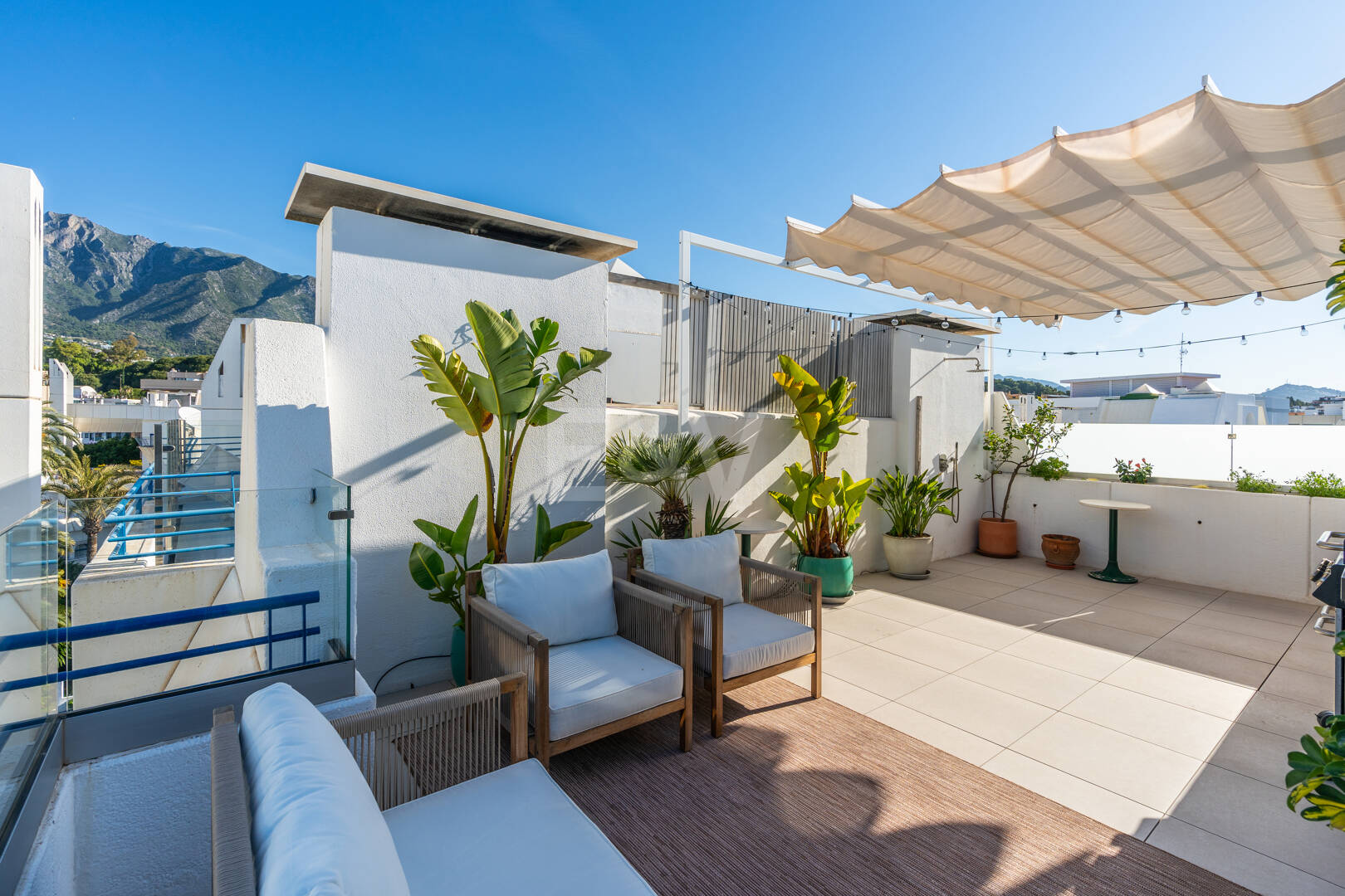 Penthouse mit Meerblick nur wenige Schritte vom Strand entfernt