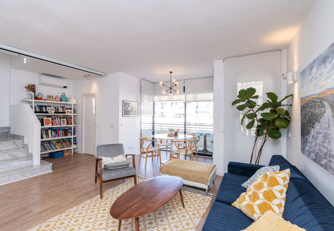 Penthouse with Sea Views Steps From the Beach