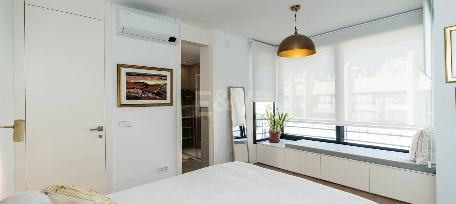 Penthouse med havet Visningar steg från stranden