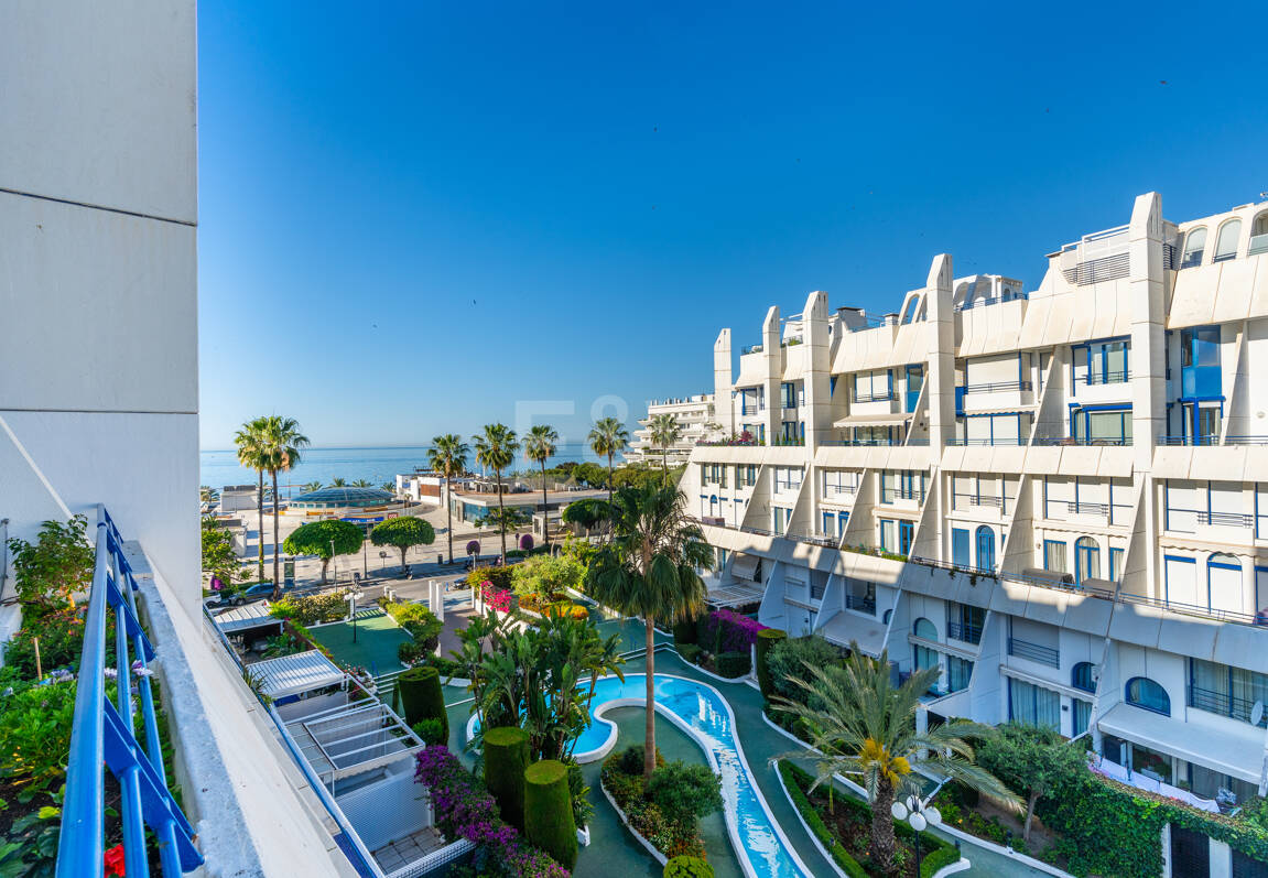 Penthouse with Sea Views Steps From the Beach