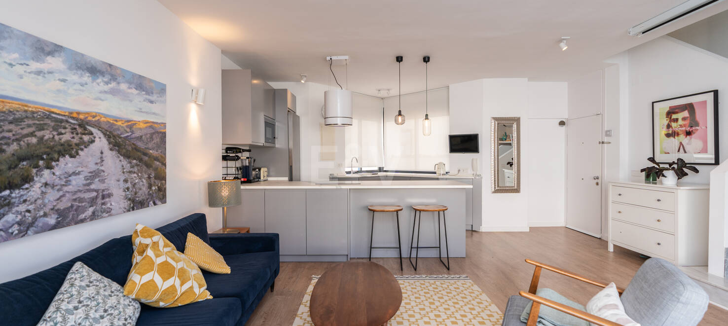 Penthouse med havet Visningar steg från stranden