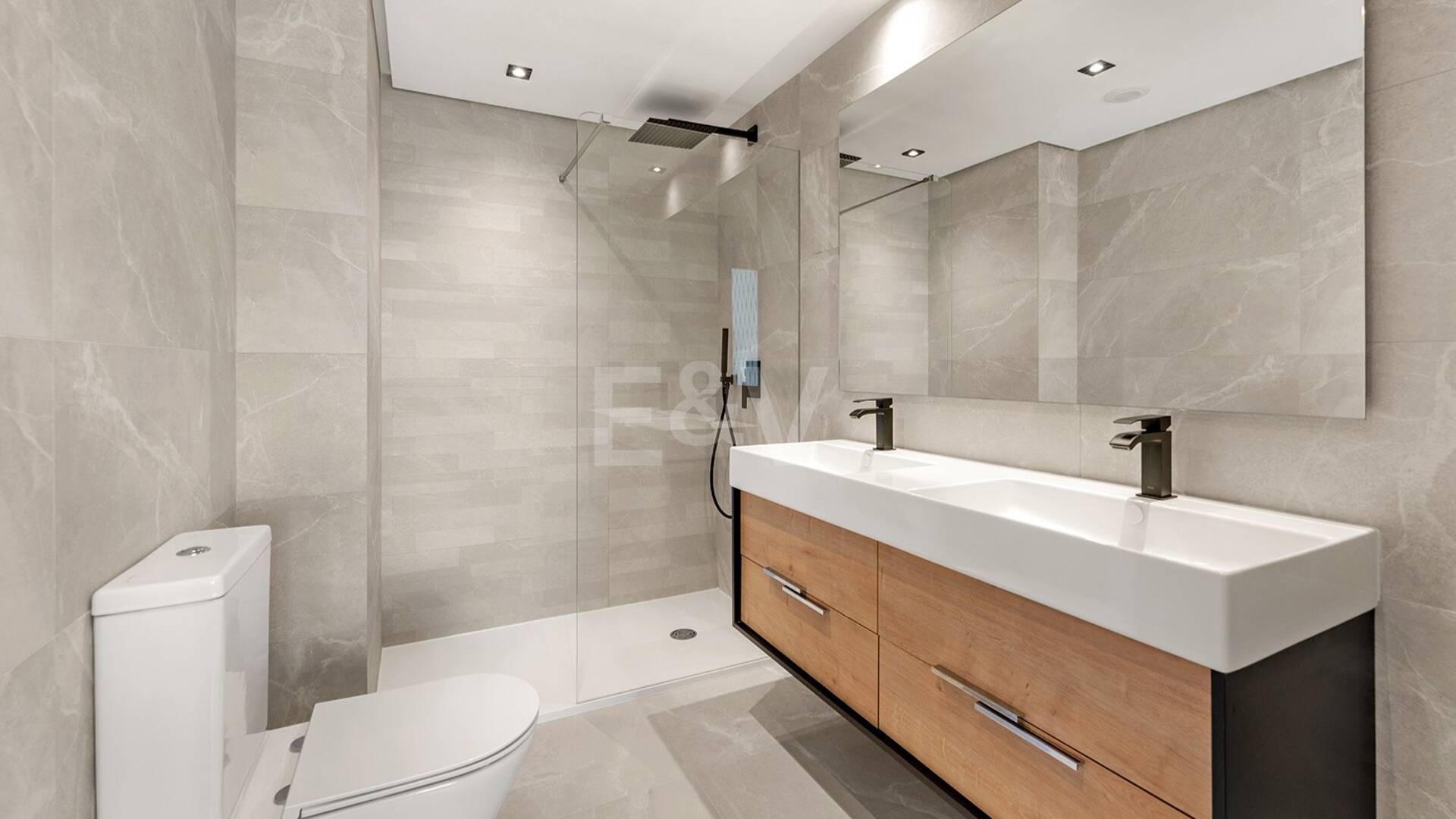 Penthouse Duplex moderne avec vue imprenable et toit Solarium