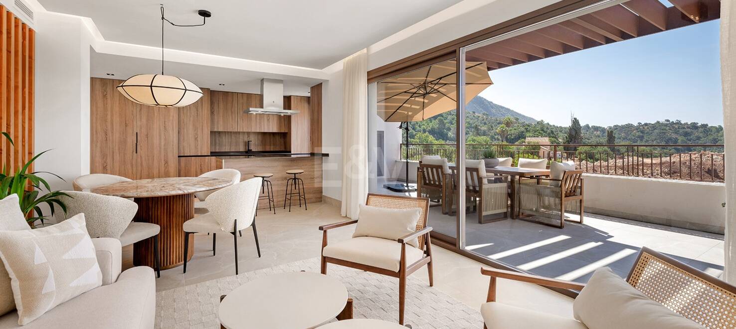 Apartamento moderno con solárium en la azotea en Cerros del Lago