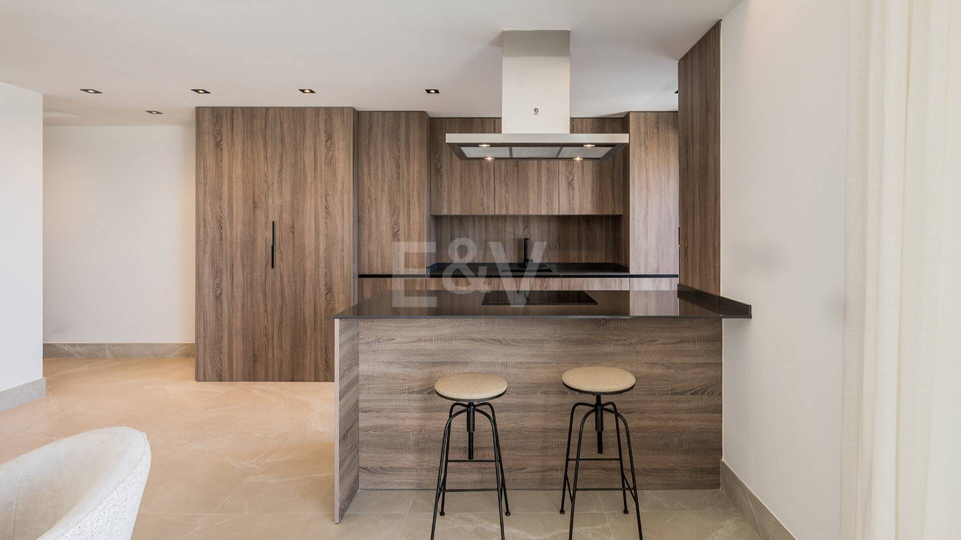 Penthouse Duplex moderne avec vue imprenable et toit Solarium