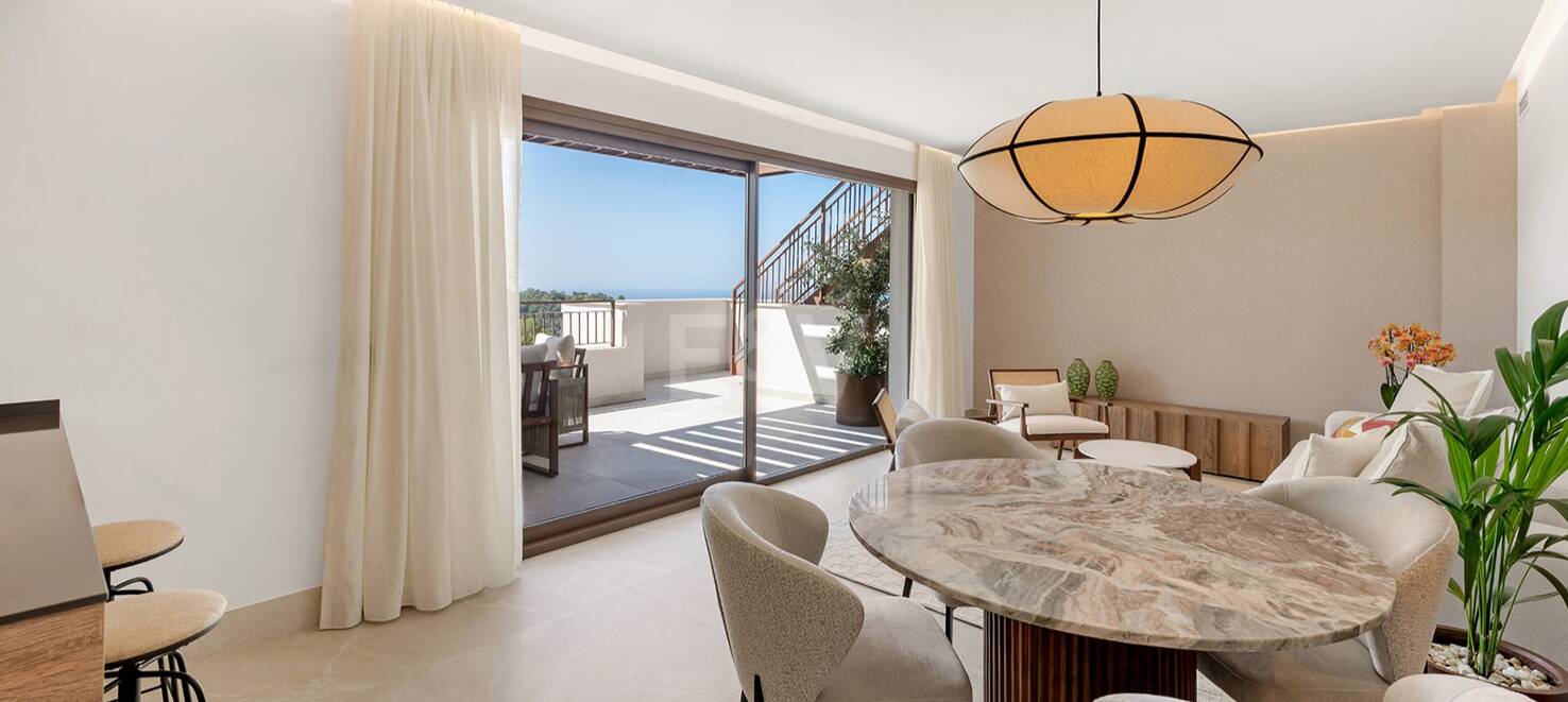 Apartamento moderno con solárium en la azotea en Cerros del Lago