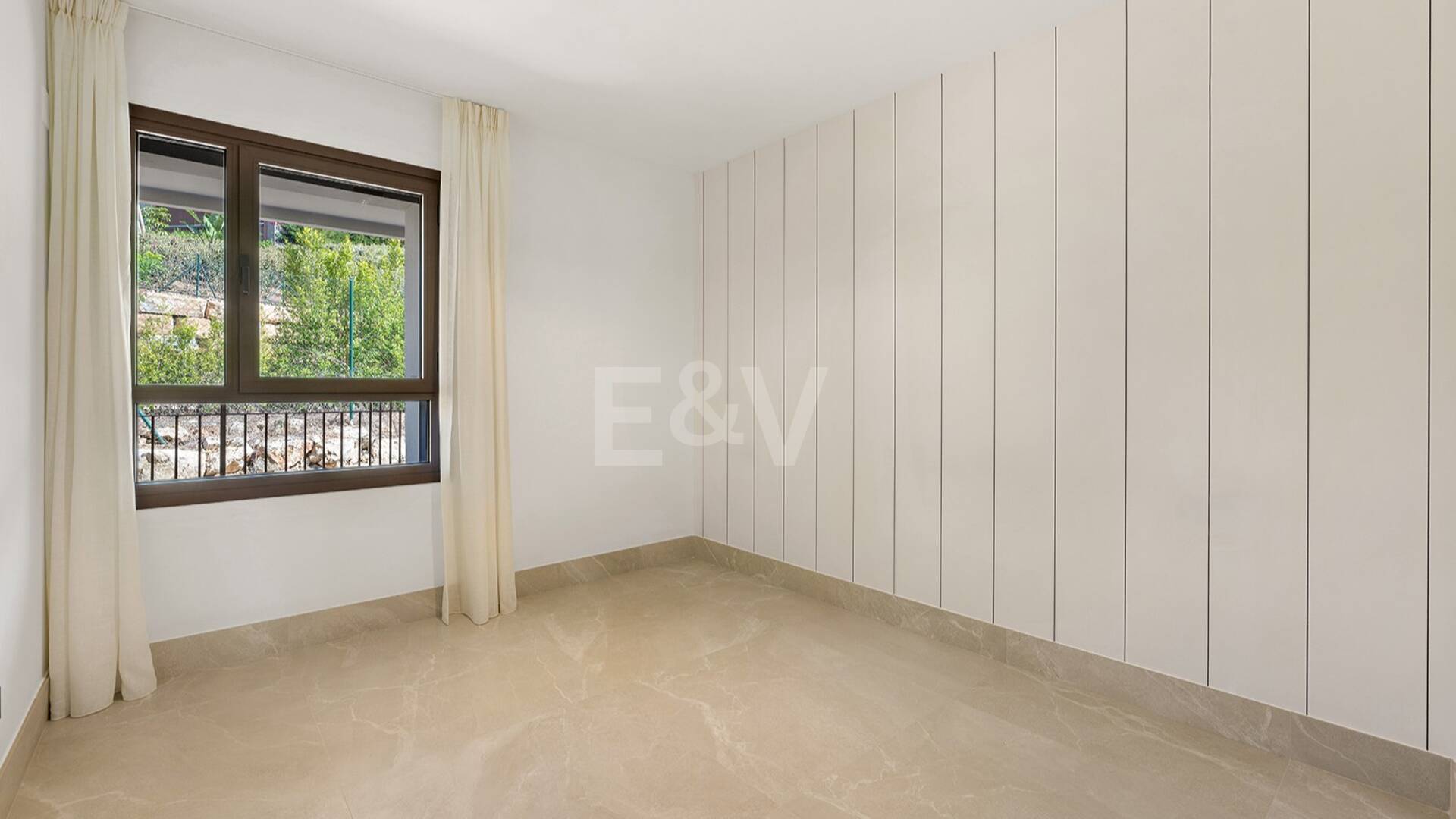 Penthouse Duplex moderne avec vue imprenable et toit Solarium