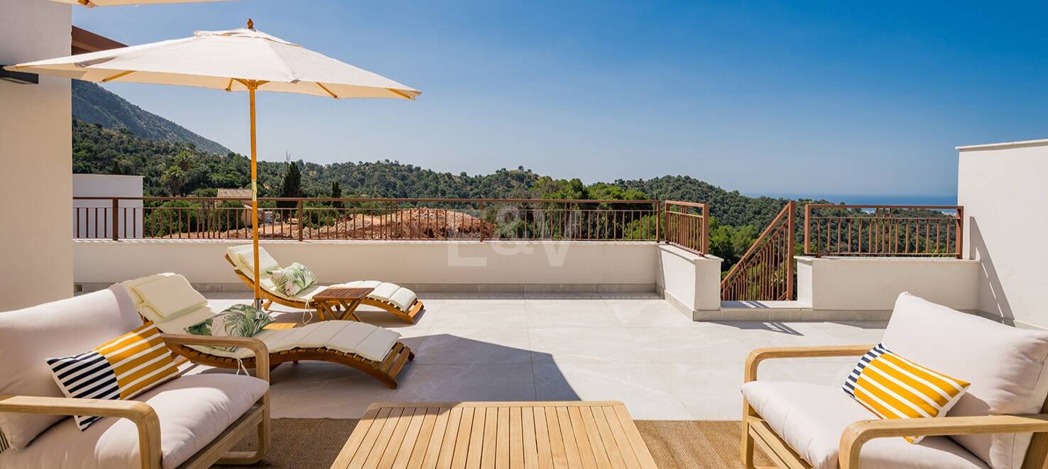 Apartamento moderno con solárium en la azotea en Cerros del Lago