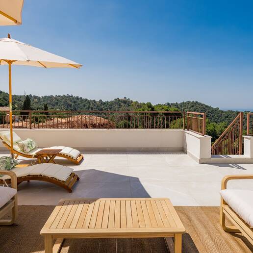 Apartamento moderno con solárium en la azotea en Cerros del Lago