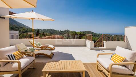 Modern Apartment with Rooftop Solarium in Cerros del Lago