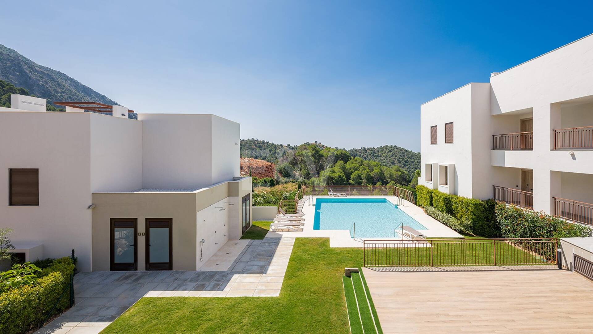 Penthouse Duplex moderne avec vue imprenable et toit Solarium