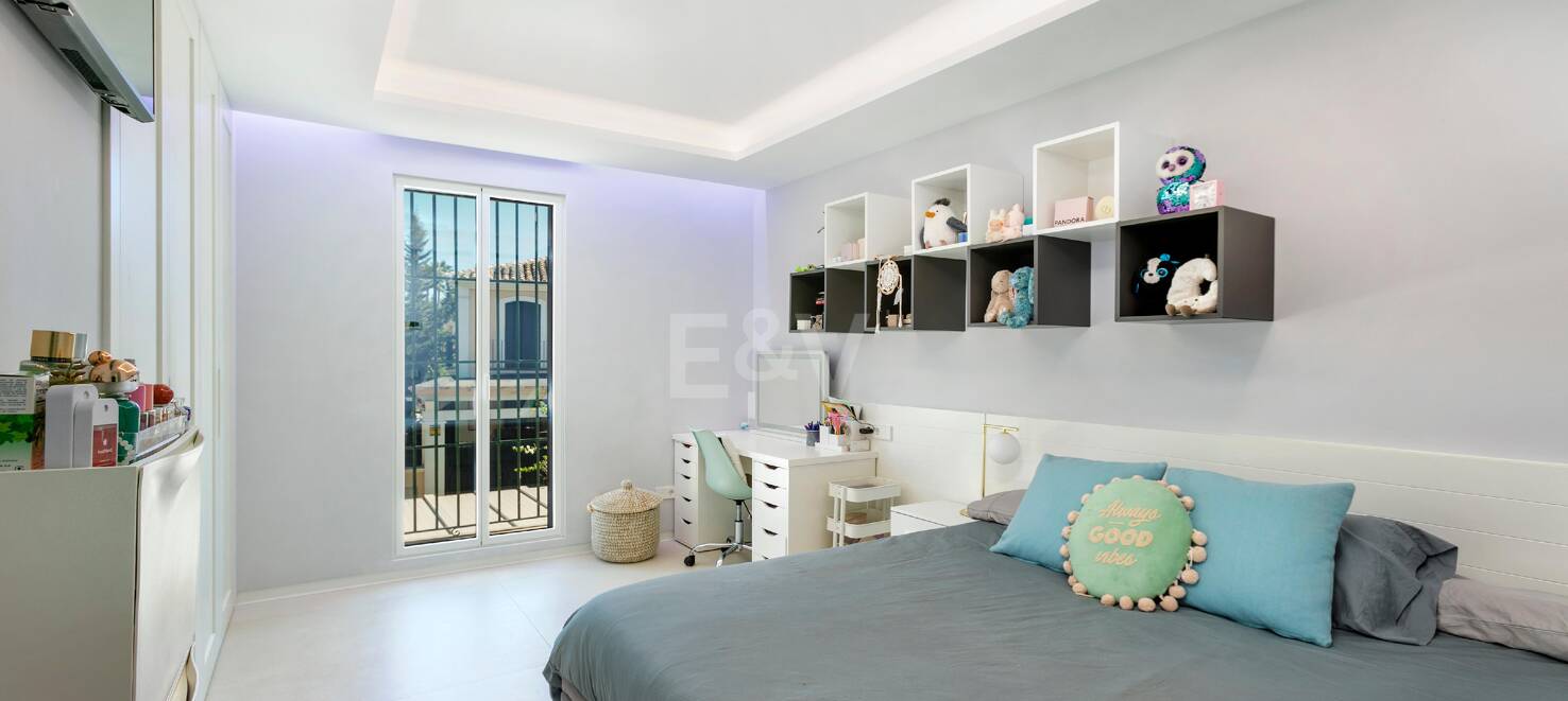 Frontline Golf Villa in a Prestigious Gated Community in Guadalmina
