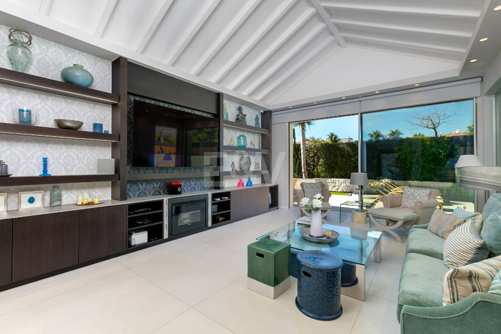 Golf-Front-Villa in einer exklusiven Wohnanlage in Guadalmina