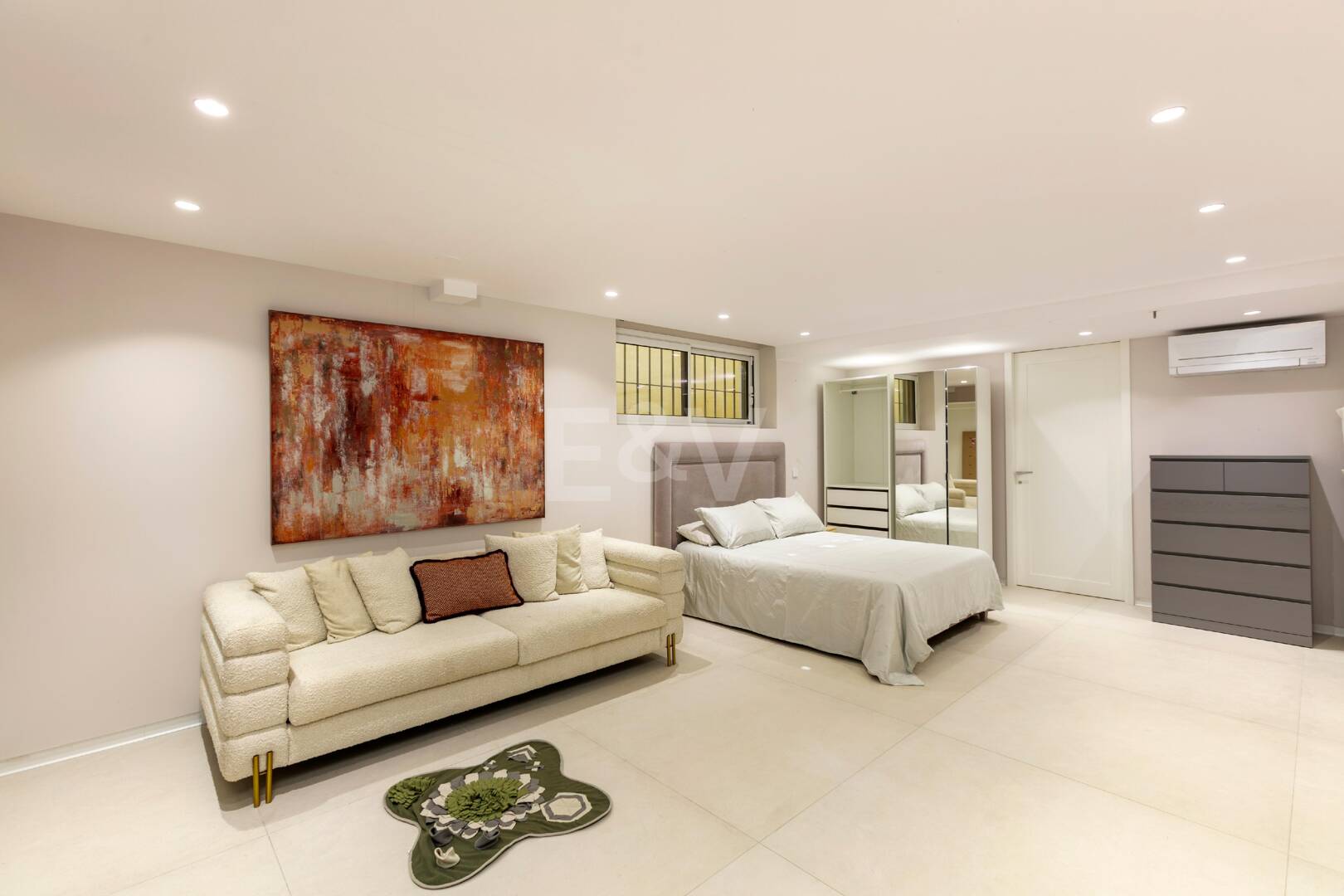 Frontline Golf Villa w Prestirial Gated Community w Guadalminie