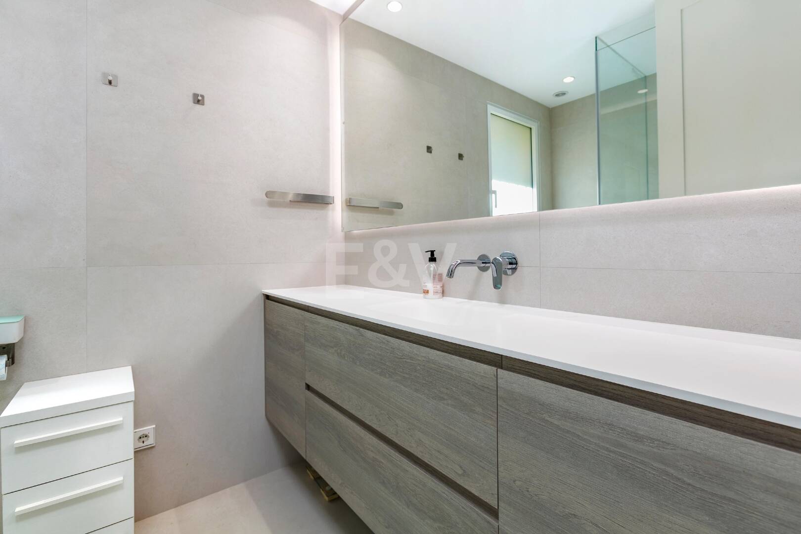 Golf-Front-Villa in einer exklusiven Wohnanlage in Guadalmina