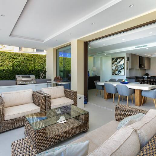 Frontline Golf Villa in a Prestigious Gated Community in Guadalmina