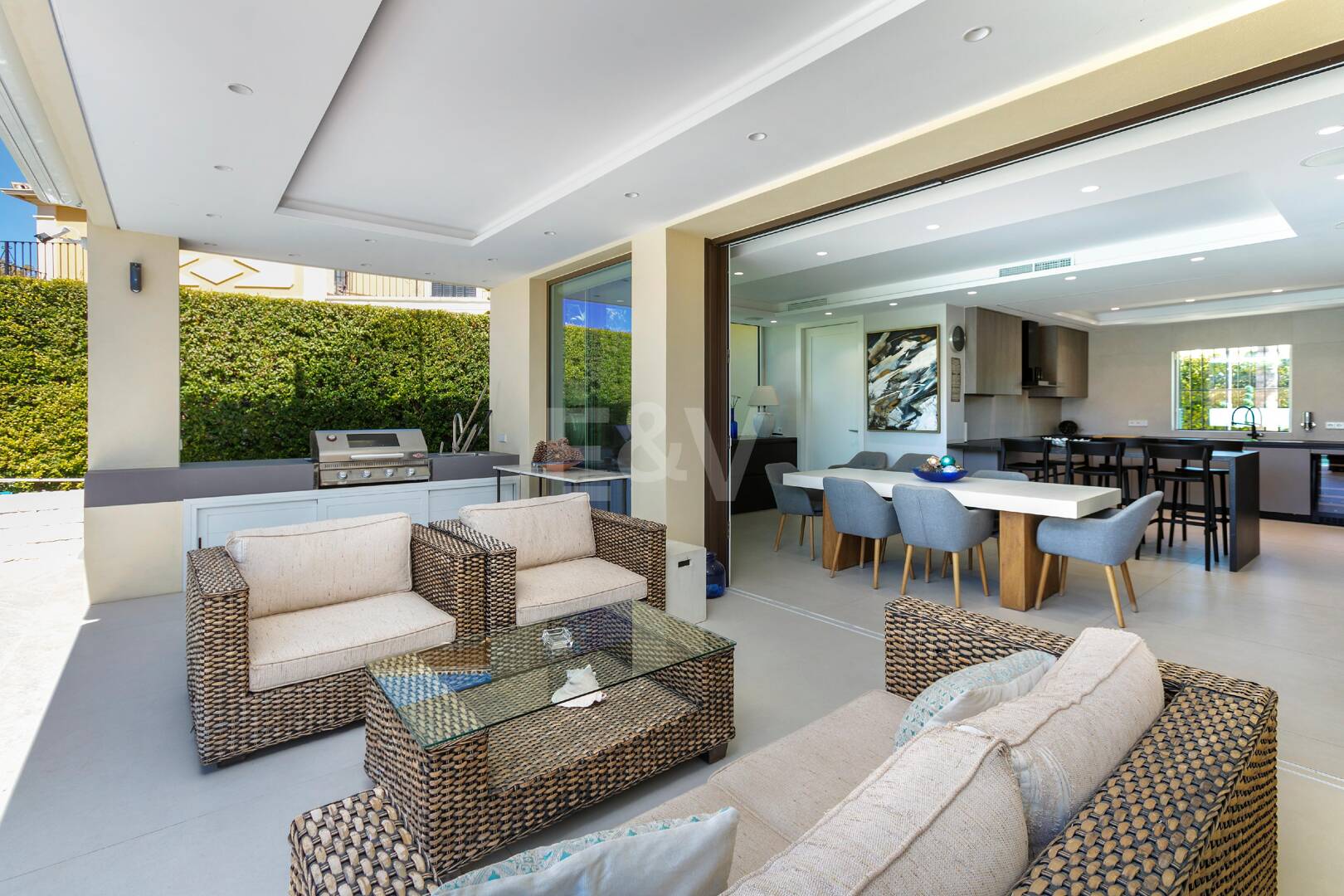 Golf-Front-Villa in einer exklusiven Wohnanlage in Guadalmina