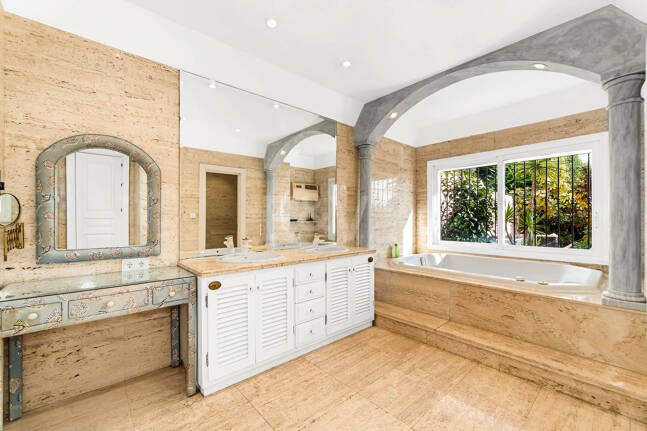 Elegancka półoddzielna willa w La Quinta, w pobliżu Marbelli i Top Golf Courses