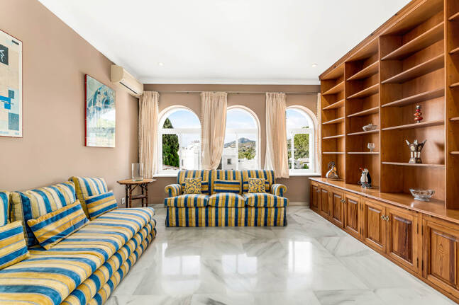 Elegancka półoddzielna willa w La Quinta, w pobliżu Marbelli i Top Golf Courses