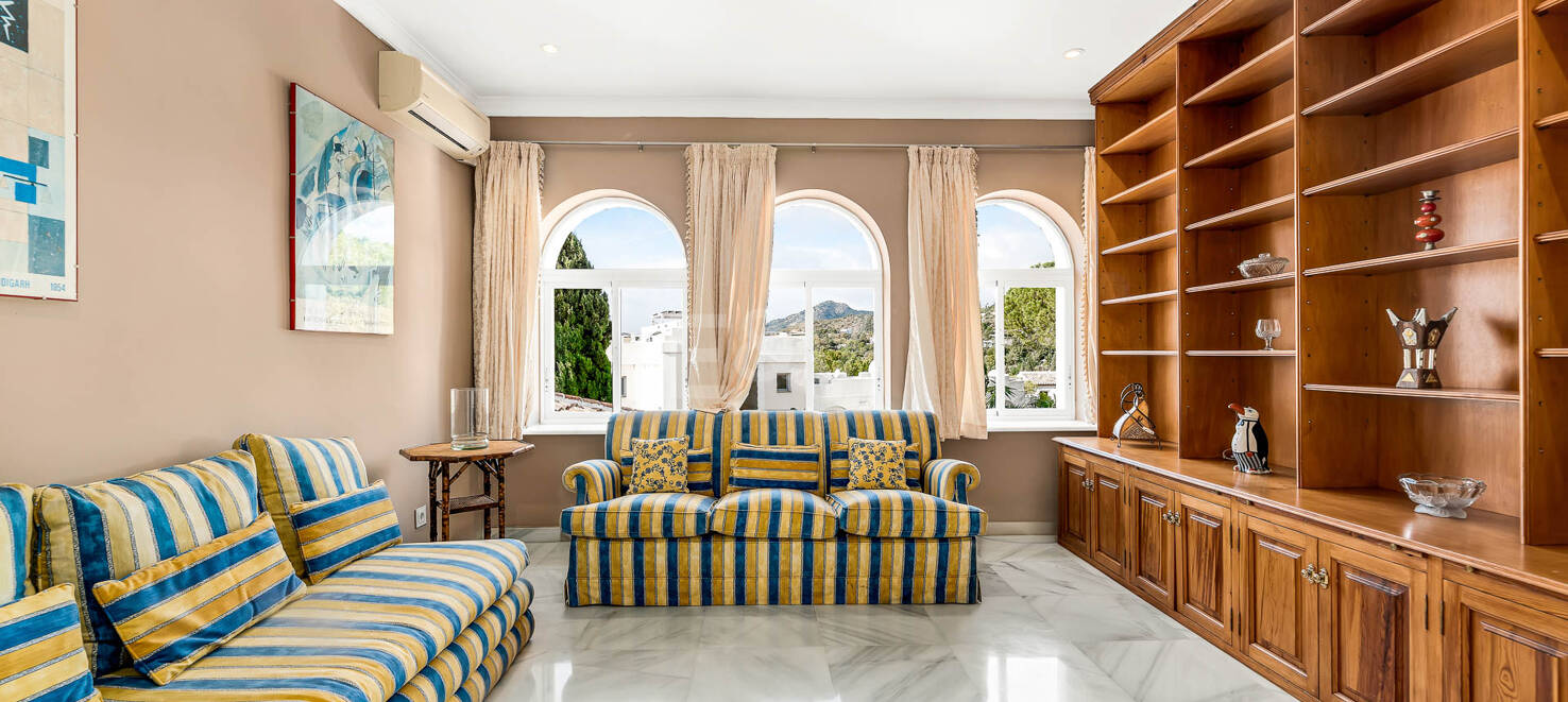 Elegante andalusische Villa mit privatem Garten und Pool in prestigeträchtigem La Quinta