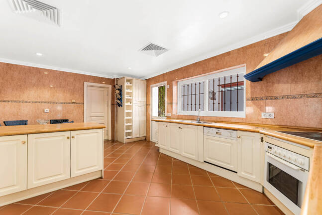 Elegancka półoddzielna willa w La Quinta, w pobliżu Marbelli i Top Golf Courses