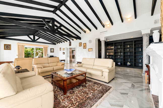 Elegancka półoddzielna willa w La Quinta, w pobliżu Marbelli i Top Golf Courses