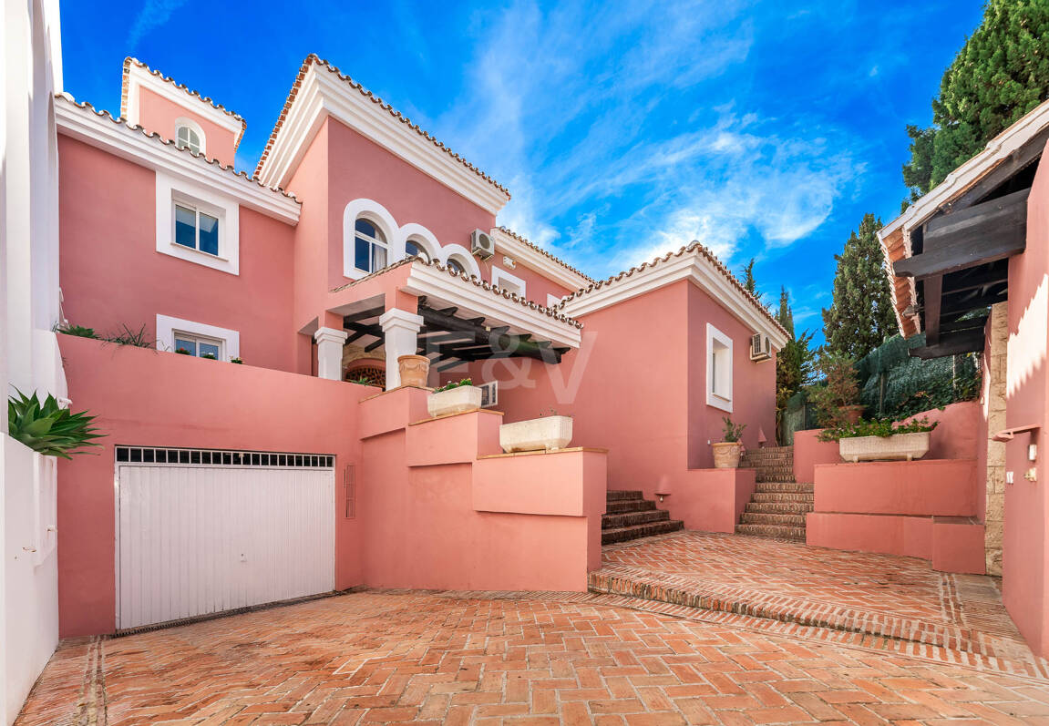 Elegancka półoddzielna willa w La Quinta, w pobliżu Marbelli i Top Golf Courses