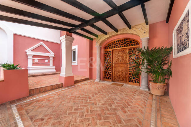 Elegancka półoddzielna willa w La Quinta, w pobliżu Marbelli i Top Golf Courses