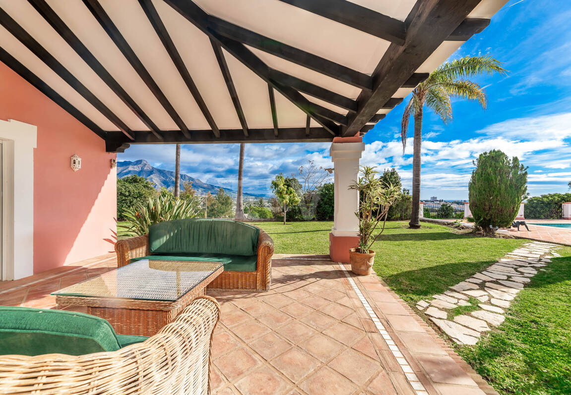 Elegancka półoddzielna willa w La Quinta, w pobliżu Marbelli i Top Golf Courses