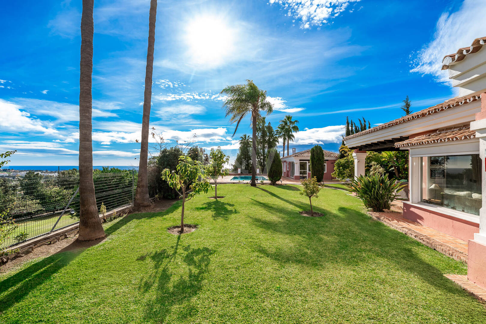 Elegancka półoddzielna willa w La Quinta, w pobliżu Marbelli i Top Golf Courses