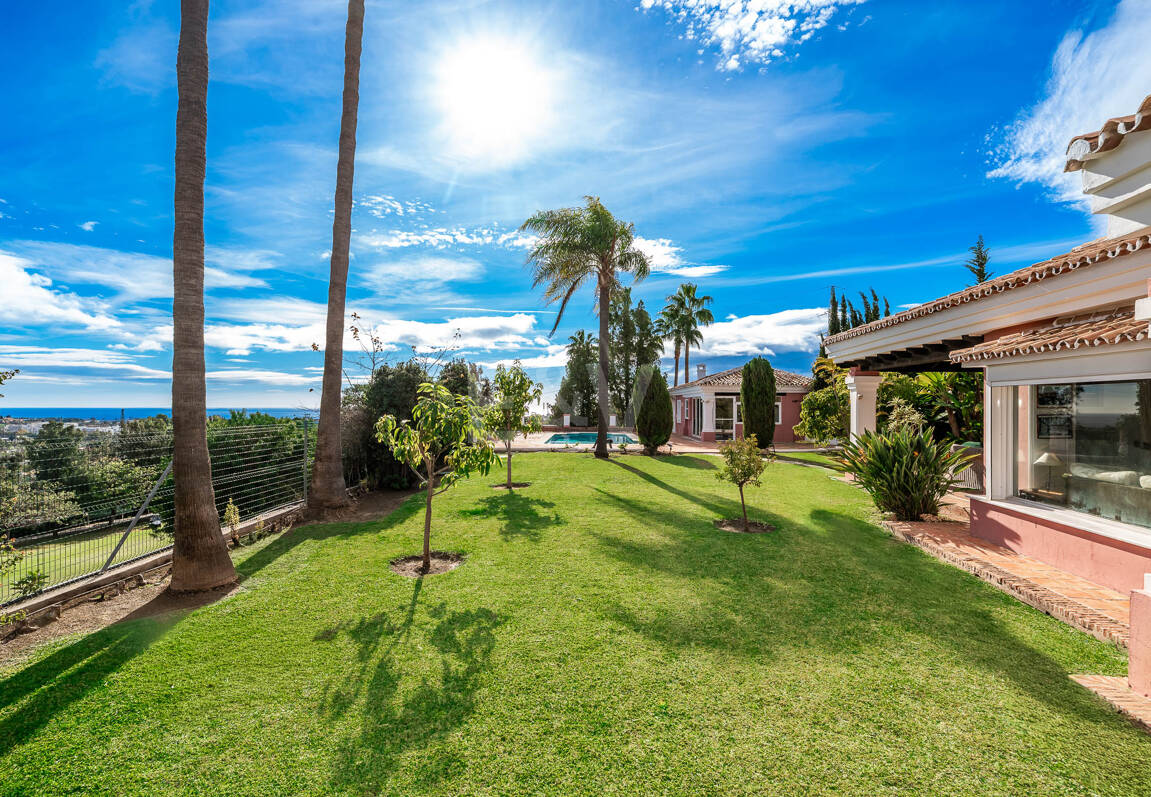 Elegancka półoddzielna willa w La Quinta, w pobliżu Marbelli i Top Golf Courses