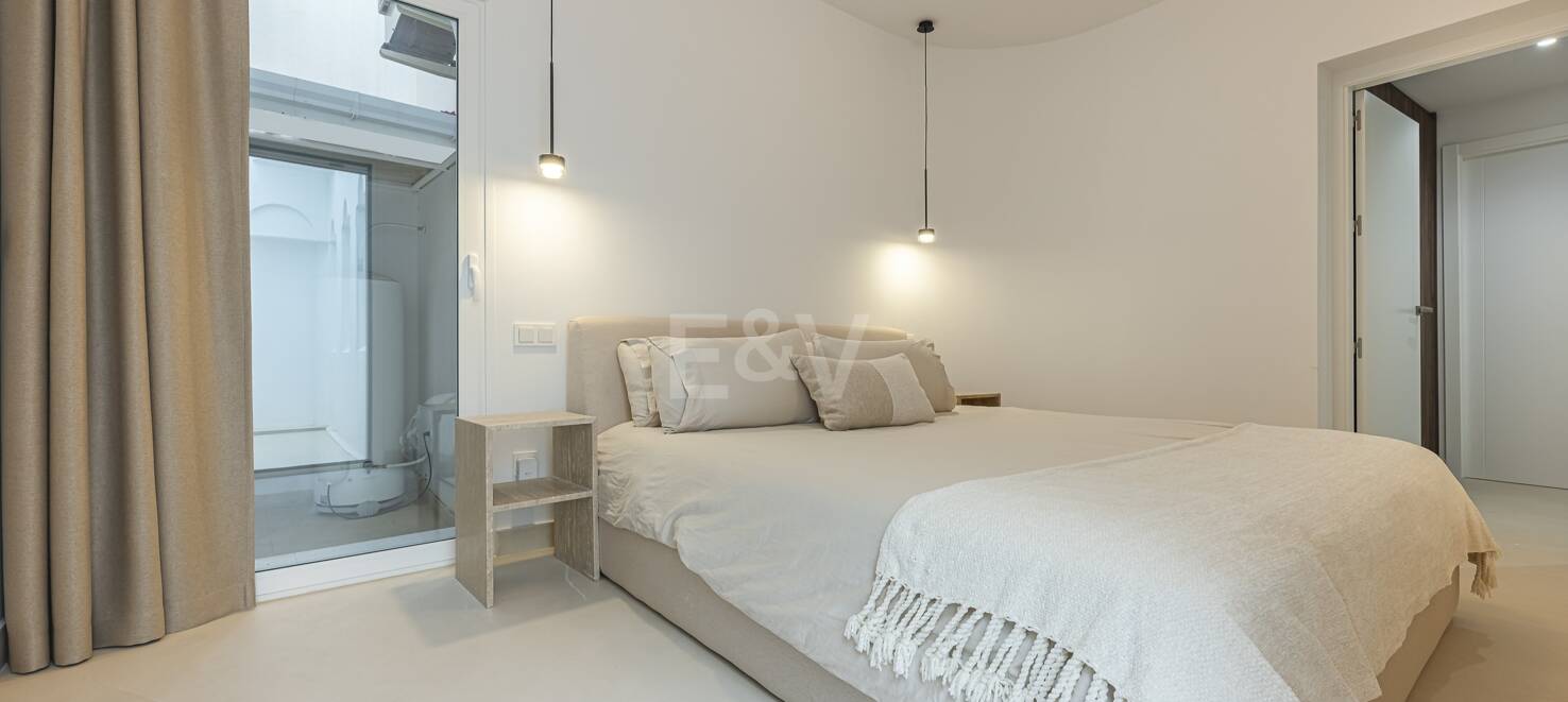 Exceptional Apartment in Jardines Colgantes with Private Swimming Pool and Sea Views