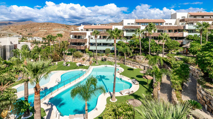 Penthouse with privacy, panoramic views, and 24H security