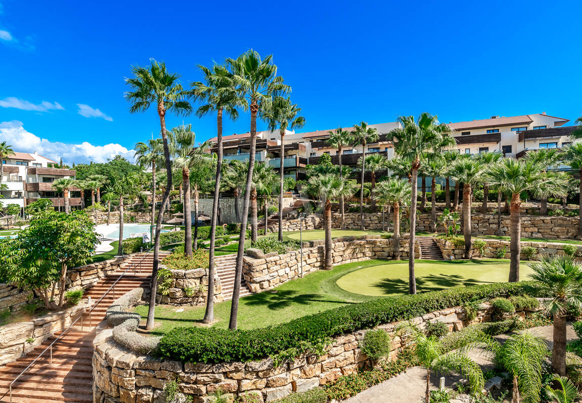 Dachgeschoss mit Privatsphäre, Panoramablick und 24-Stunden-Sicherheit