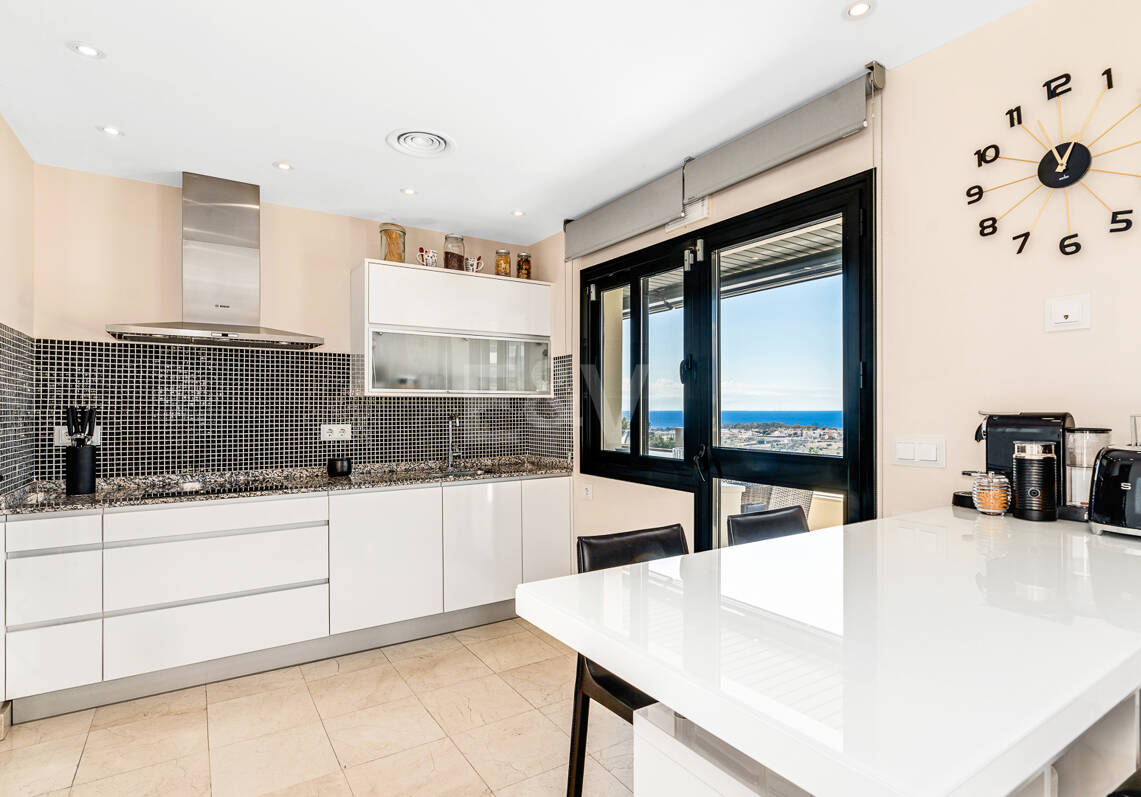 Penthouse avec intimité, vue panoramique et sécurité 24H