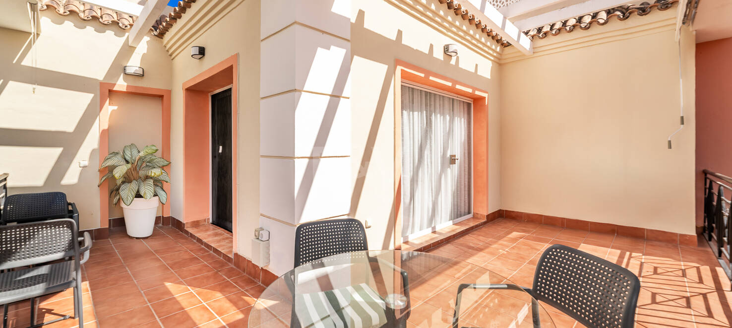 Renovated apartment with large corner terrace