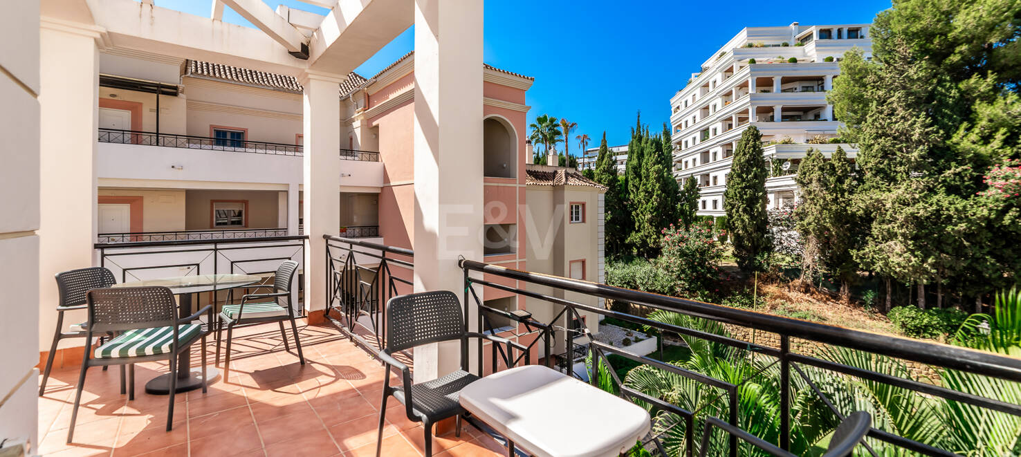 Renovated apartment with large corner terrace