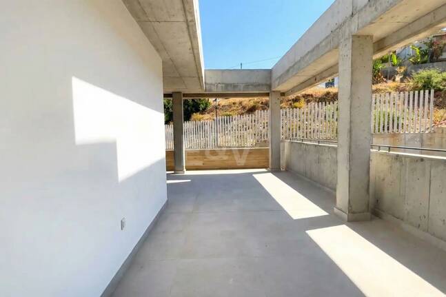 Brand-New Luxury Apartment with Sea Views – Long-Term Rental in Altos de Los Monteros, Marbella East