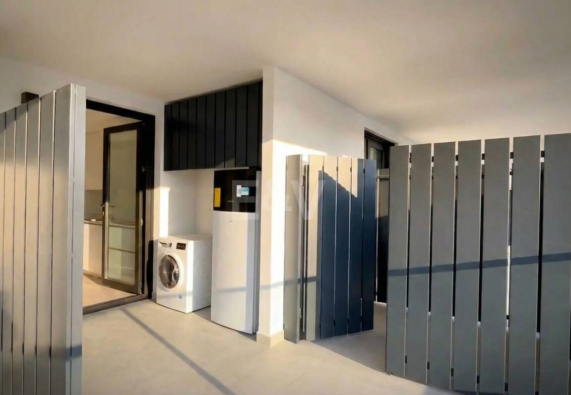 Brand-New Luxury Apartment with Sea Views – Long-Term Rental in Altos de Los Monteros, Marbella East