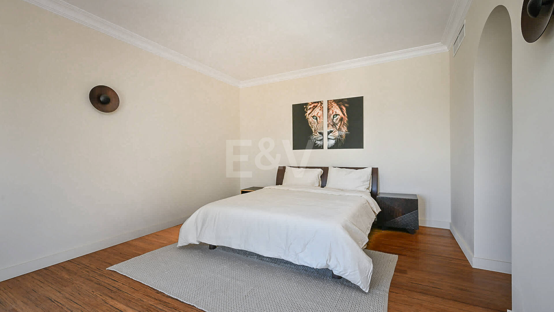 Modern Andalusian Villa Steps from the Beach