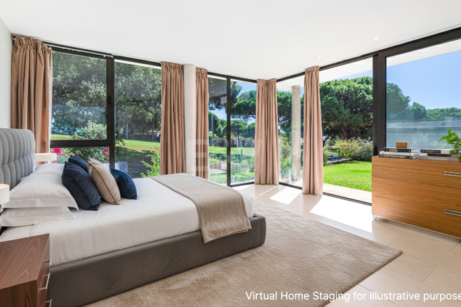 Contemporary Elegance: Stylish Villa at the Golf with Pool and Open-Plan Design