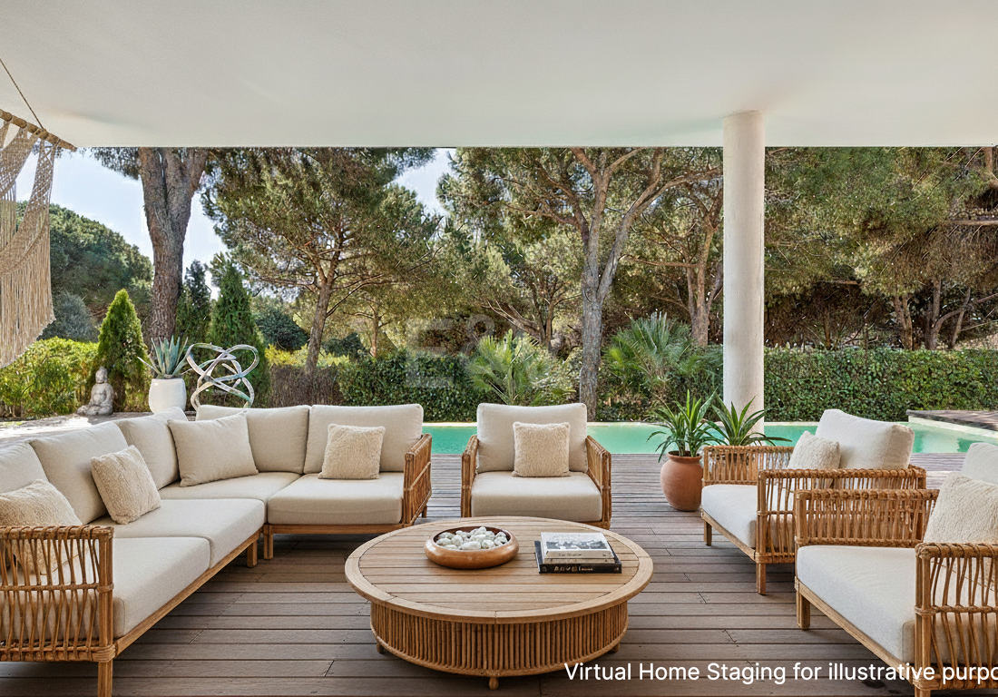 Contemporain Élégance: Villa élégante au Golf avec piscine et conception ouverte
