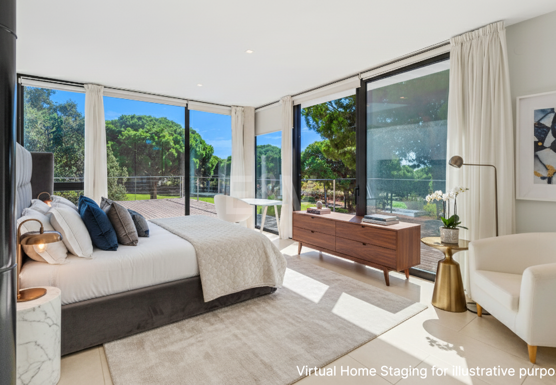 Contemporary Elegance: Stylish Villa at the Golf with Pool and Open-Plan Design