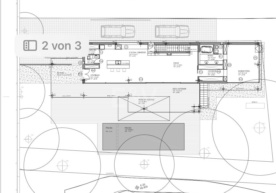 Contemporain Élégance: Villa élégante au Golf avec piscine et conception ouverte