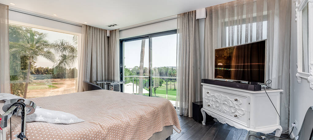Modern frontline golf villa