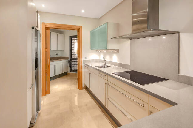 Spacious Luxury Apartment in the Prestigious Mansion Club, Sierra Blanca